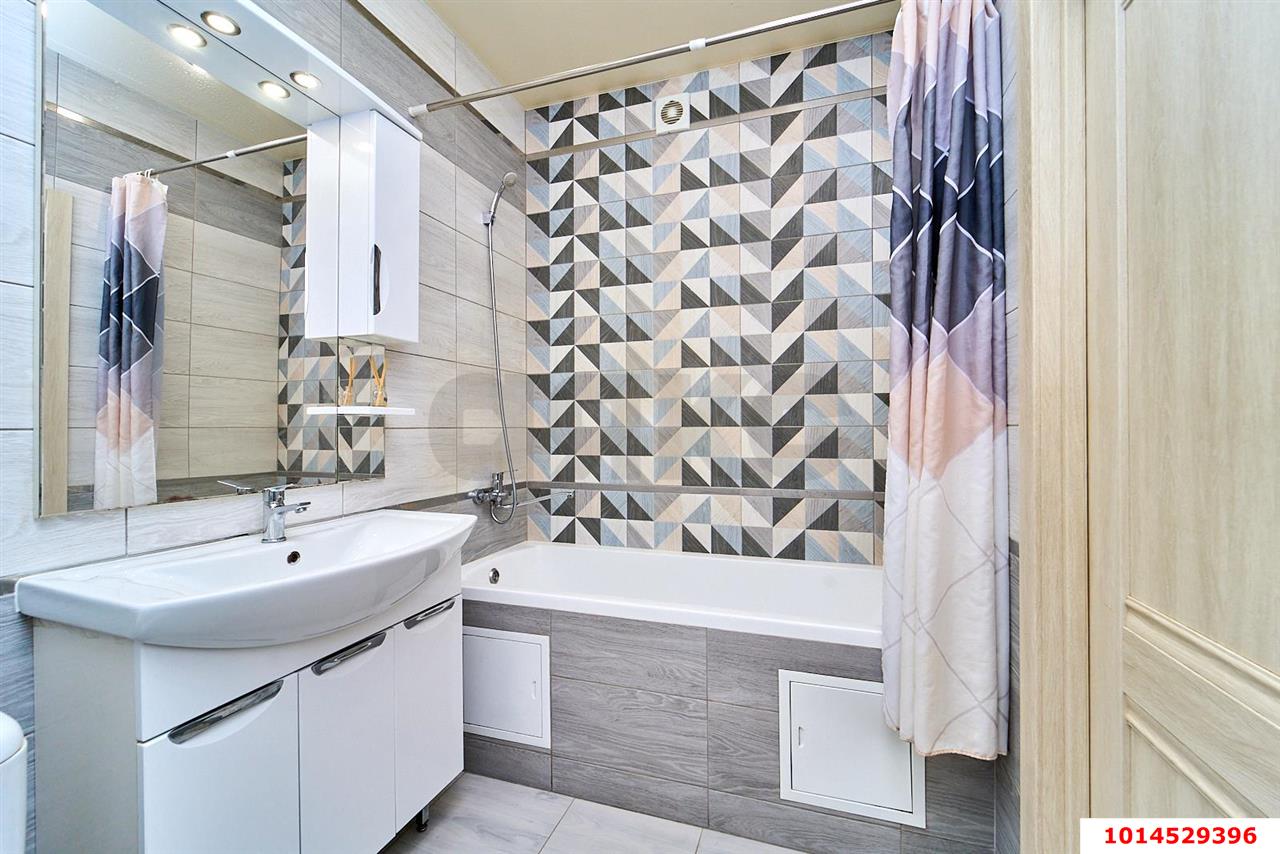 Фото №12: 2-комнатная квартира 51 м² - Краснодар, ЖК Рекорд, ул. Новороссийская, 90/2к2