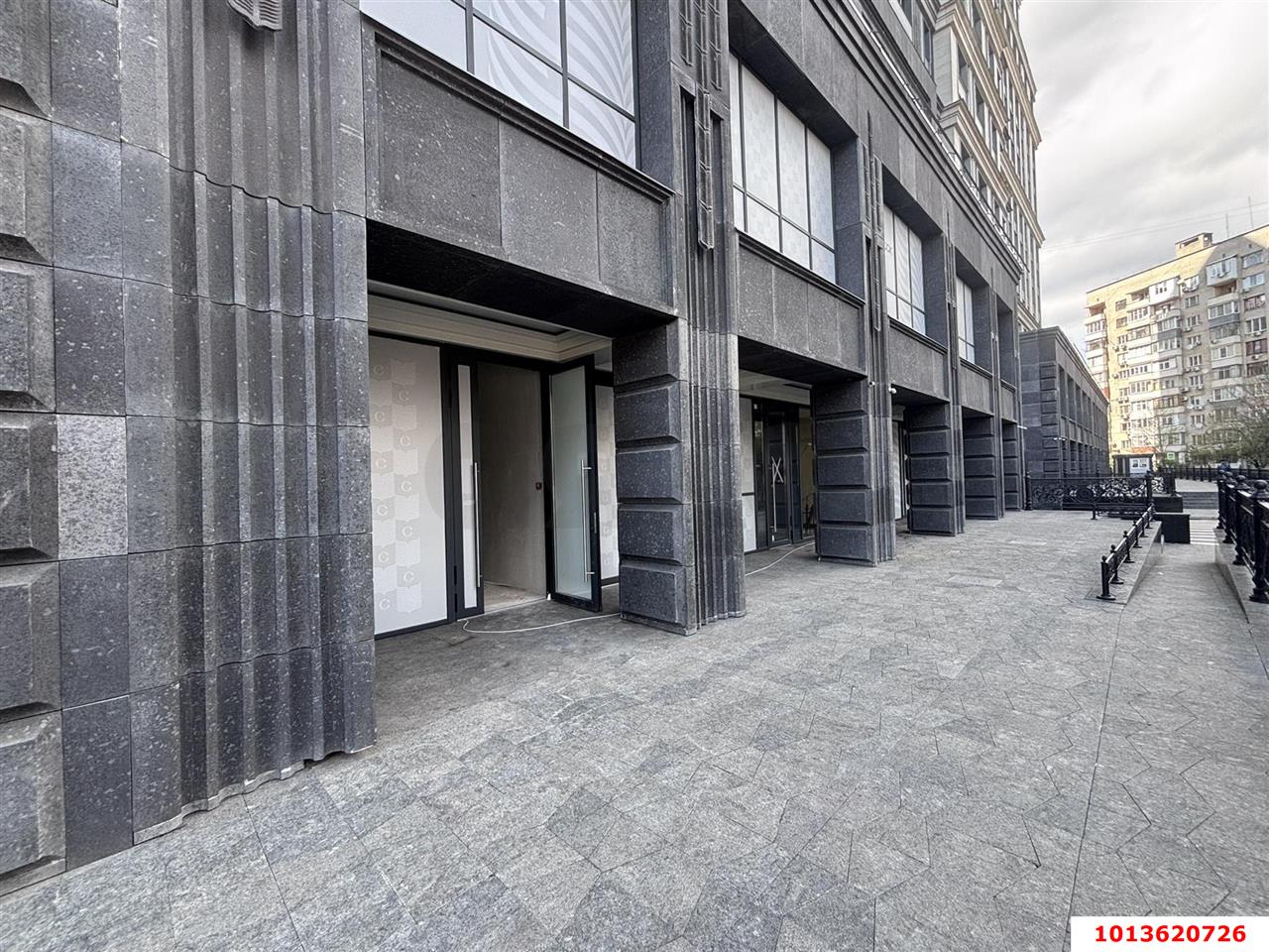 Фото №4: Коммерция 63 м² - Краснодар, Школьный, Прикубанский внутригородской округ, Круглик, мкр. жилой комплекс Сердце, ул. Школьная, 1