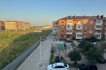 Фото №1: 1-комнатная квартира 39 м² - Новая Адыгея, мкр. жилой комплекс Золотая линия 2, ул. Бжегокайская, 25/2