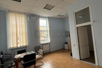 Фото №2: Отдельное здание 162 м² - Краснодар, мкр. Черёмушки, ул. Таманская, 156