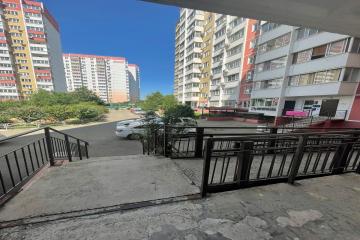 Фото №3: Коммерция 42 м² - Краснодар, мкр. жилой комплекс Дом у реки, ул. Кружевная, 6