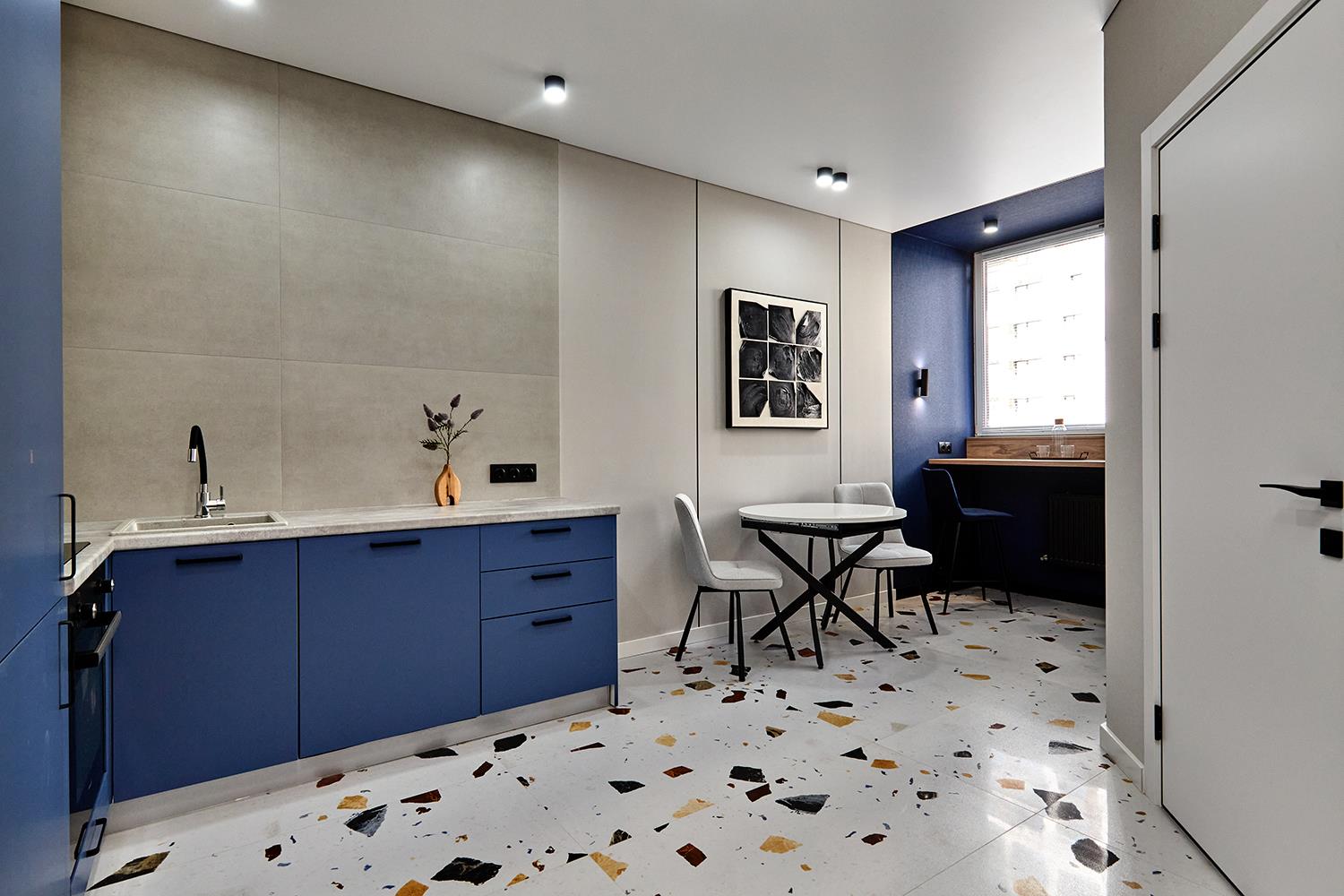 Фото №1: 1-комнатная квартира 39 м² - Краснодар, Центральный внутригородской округ, ЖК Все Свои Вип, Табачная Фабрика, мкр. жилой комплекс Все Свои, ул. Колхозная, 5/1