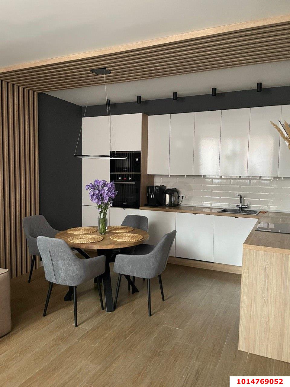 Фото №1: 3-комнатная квартира 90 м² - Краснодар, ЖК Керченский, Прикубанский внутригородской округ, Панорама, мкр. жилой комплекс Керченский, ул. им. Героя Сарабеева В.И., 5к1