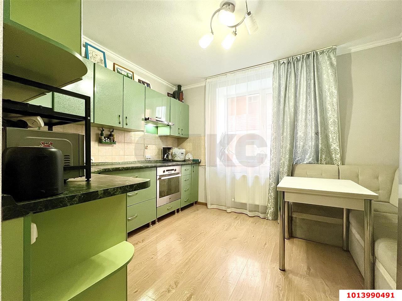 Фото №1: 1-комнатная квартира 45 м² - Краснодар, Завод Радиоизмерительных Приборов, ул. Яснополянская, 13