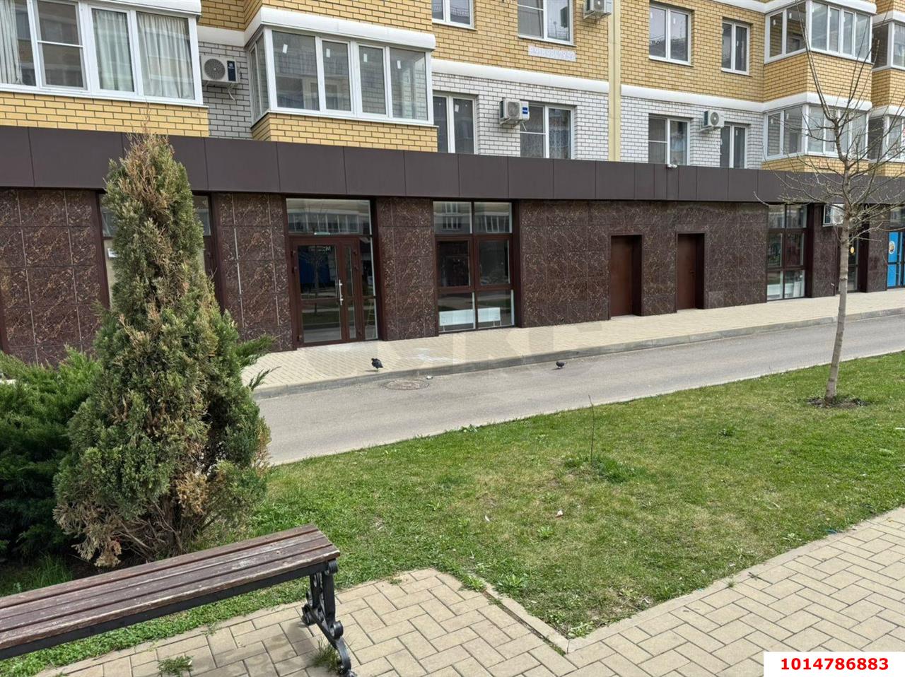 Фото №8: Торговое помещение 69 м² - Краснодар, Светлоград, ул. Красных Партизан, 1/4к3