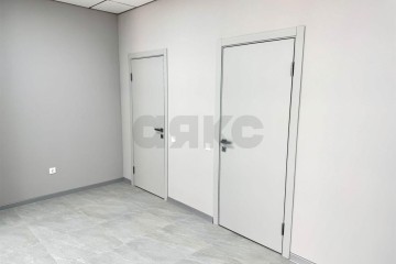 Фото №3: Торговое помещение 69 м² - Краснодар, мкр. Светлоград, ул. Красных Партизан, 1/4к3