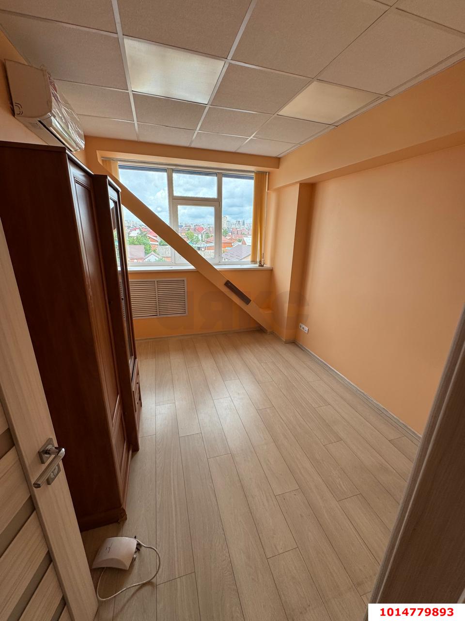Фото №4: Офисное помещение 136 м² - Краснодар, Кожзавод, ул. Кропоткина, 50