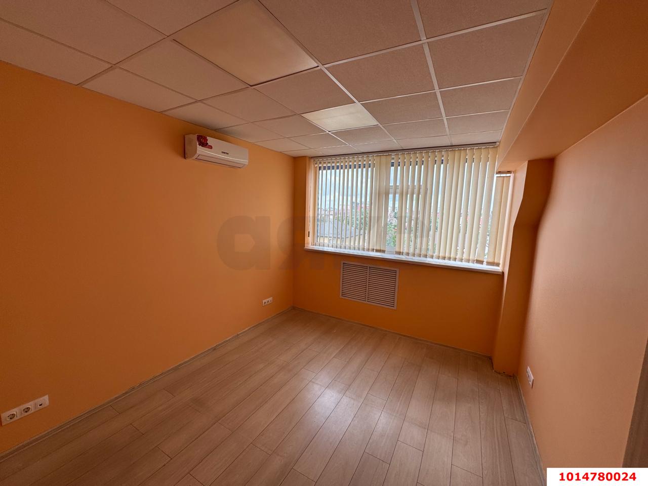 Фото №5: Офисное помещение 38 м² - Краснодар, Кожзавод, ул. Кропоткина, 50