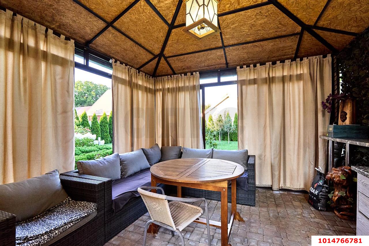 Фото №6: Дом 180 м² + 6 сот. - Старокорсунская, Карасунский внутригородской округ, ул. Корсунская, 53