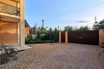 Фото №2: Дом 180 м² - Старокорсунская, мкр. Карасунский внутригородской округ, ул. Корсунская, 53