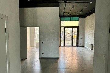 Фото №5: Торговое помещение 89 м² - Краснодар, мкр. жилой комплекс Самолёт-2, ул. Западный Обход, 57к3