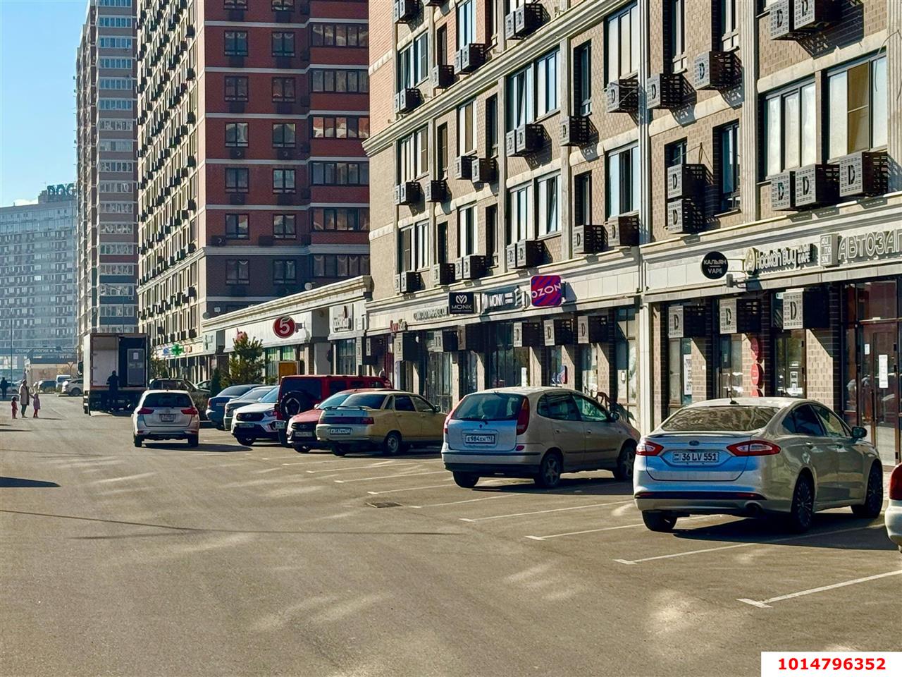 Фото №2: Торговое помещение 89 м² - Краснодар, жилой комплекс Самолёт-2, ул. Западный Обход, 57к3