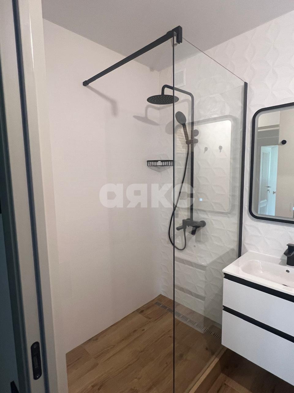 Фото №7: 3-комнатная квартира 80 м² - Сочи, Гагарина, ул. Гагарина, 1