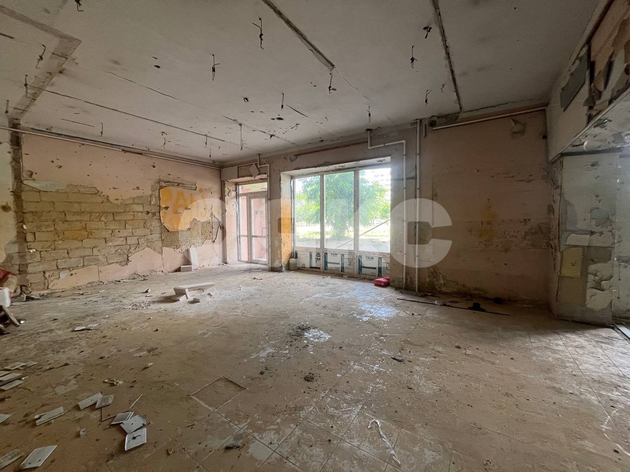 Фото №2: Коммерция 68 м² - Мариуполь, Центральный, пр-кт Ленина, 108