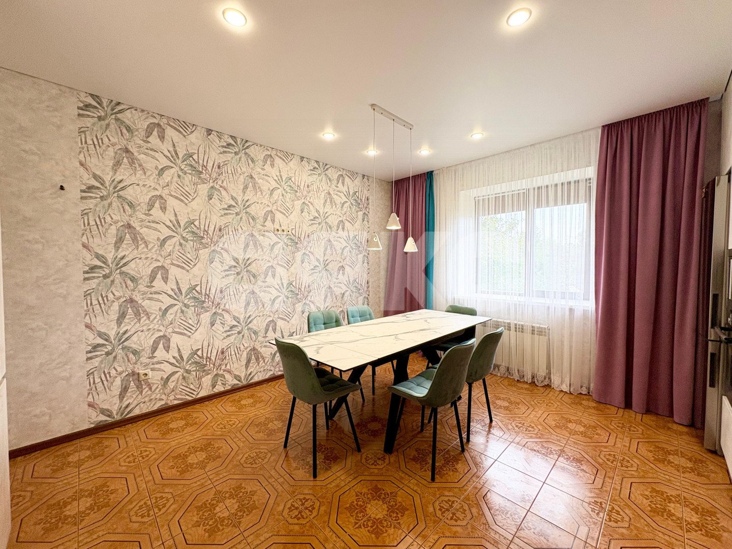 Фото №4: Коттедж 235 м² + 14 сот. - Саконы, ул. Кооперативная, 20