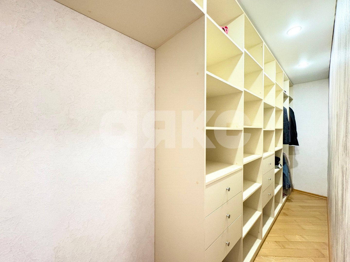 Фото №25: Коттедж 235 м² + 14 сот. - Саконы, ул. Кооперативная, 20