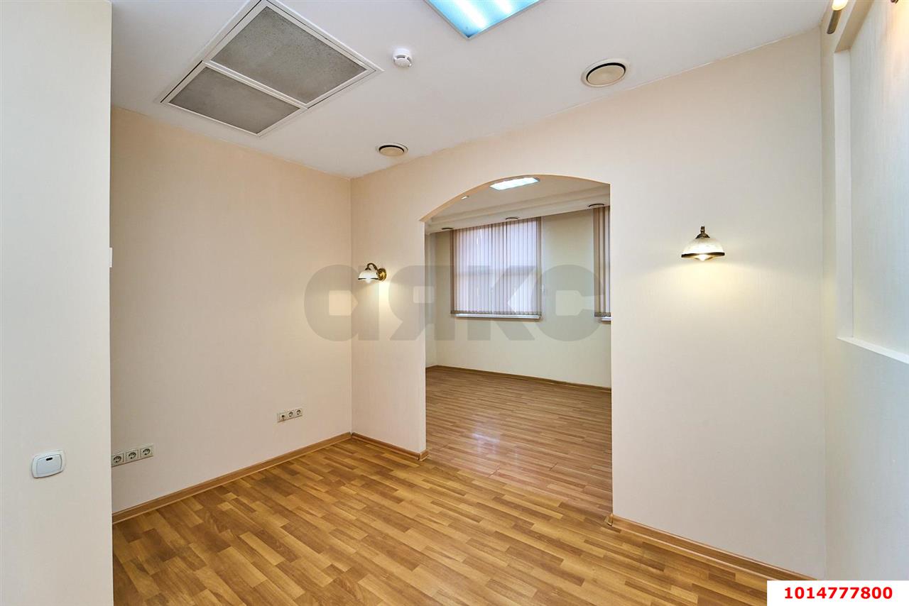 Фото №8: Офисное помещение 42 м² - Краснодар, Западный внутригородской округ, ул. Рашпилевская, 179/1