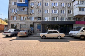 Фото №1: Торговое помещение 430 м² - Краснодар, мкр. Гидростроителей, ул. имени Дмитрия Благоева, 2