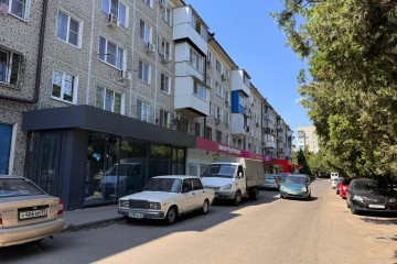 Фото №4: Торговое помещение 430 м² - Краснодар, мкр. Гидростроителей, ул. имени Дмитрия Благоева, 28