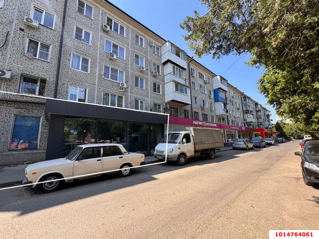 Фото №2: Торговое помещение 430 м² - Краснодар, Гидростроителей, ул. имени Дмитрия Благоева, 2