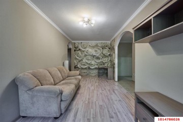 Фото №1: 3-комнатная квартира 58 м² - Краснодар, мкр. Завод Измерительных Приборов, ул. Колхозная, 65