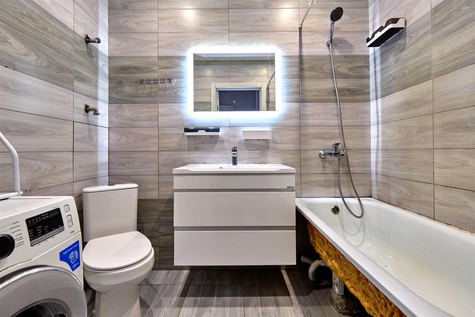 Фото №11: 2-комнатная квартира 70 м² - Краснодар, Прикубанский внутригородской округ, 2-я Площадка, мкр. жилой комплекс Кремлёвские Ворота, ул. Кореновская, 2к1