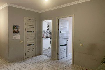 Фото №2: 2-комнатная квартира 70 м² - Краснодар, мкр. жилой комплекс Кремлёвские Ворота, ул. Кореновская, 2к1