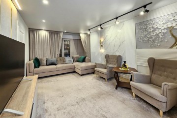 Фото №1: 2-комнатная квартира 70 м² - Краснодар, мкр. Почтовый, ул. имени Валерия Гассия, 26