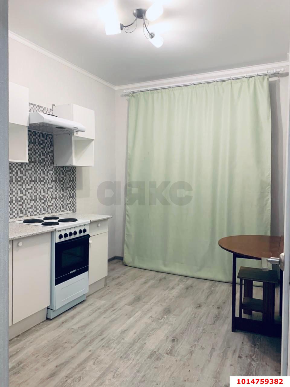 Фото №1: 1-комнатная квартира 34 м² - Российский, Прикубанский внутригородской округ, ул. Куликова Поля, 5