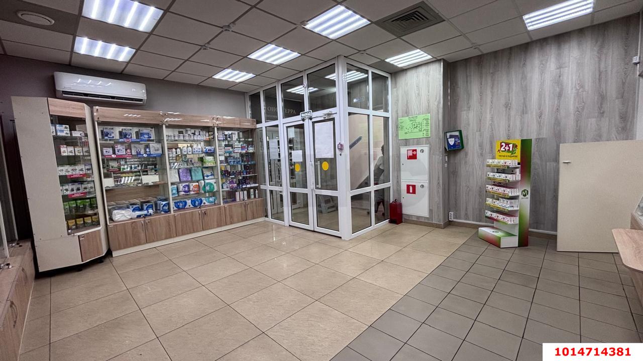 Фото №4: Торговое помещение 217 м² - Краснодар, Центральный внутригородской округ, ул. имени П.М. Гаврилова, 117