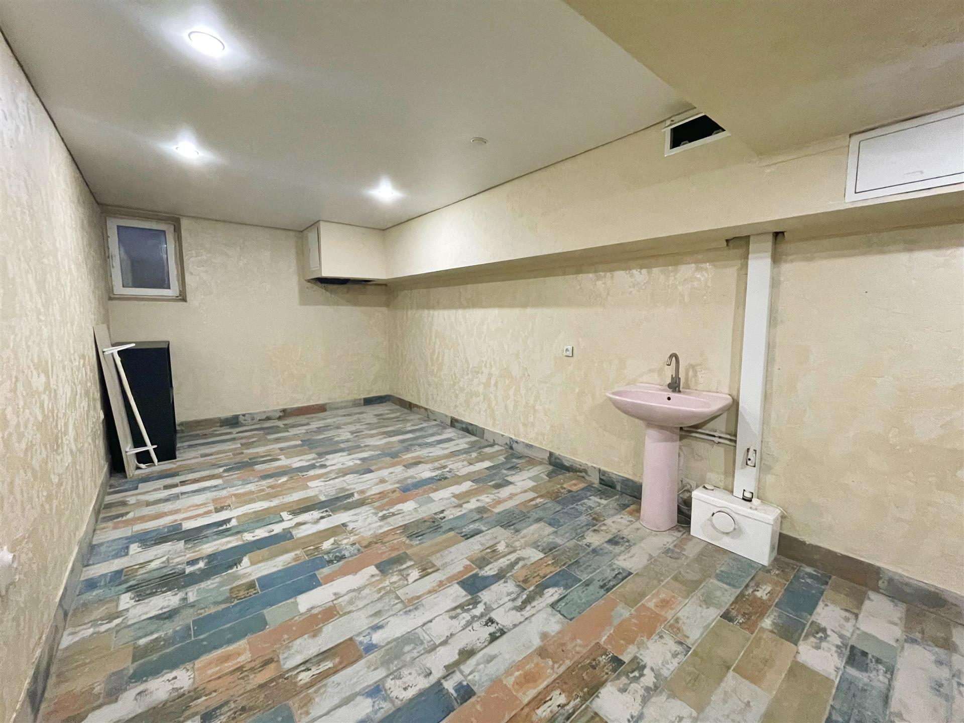 Фото №7: Коммерция 18 м² - Краснодар, Прикубанский внутригородской округ, Музыкальный, мкр. ЖК Светлый, ул. Московская, 144к2