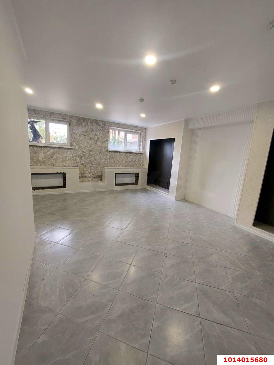 Фото №6: Торговое помещение 38 м² - Краснодар, Восточно-Кругликовский, ул. Героя А.А. Аверкиева, 30