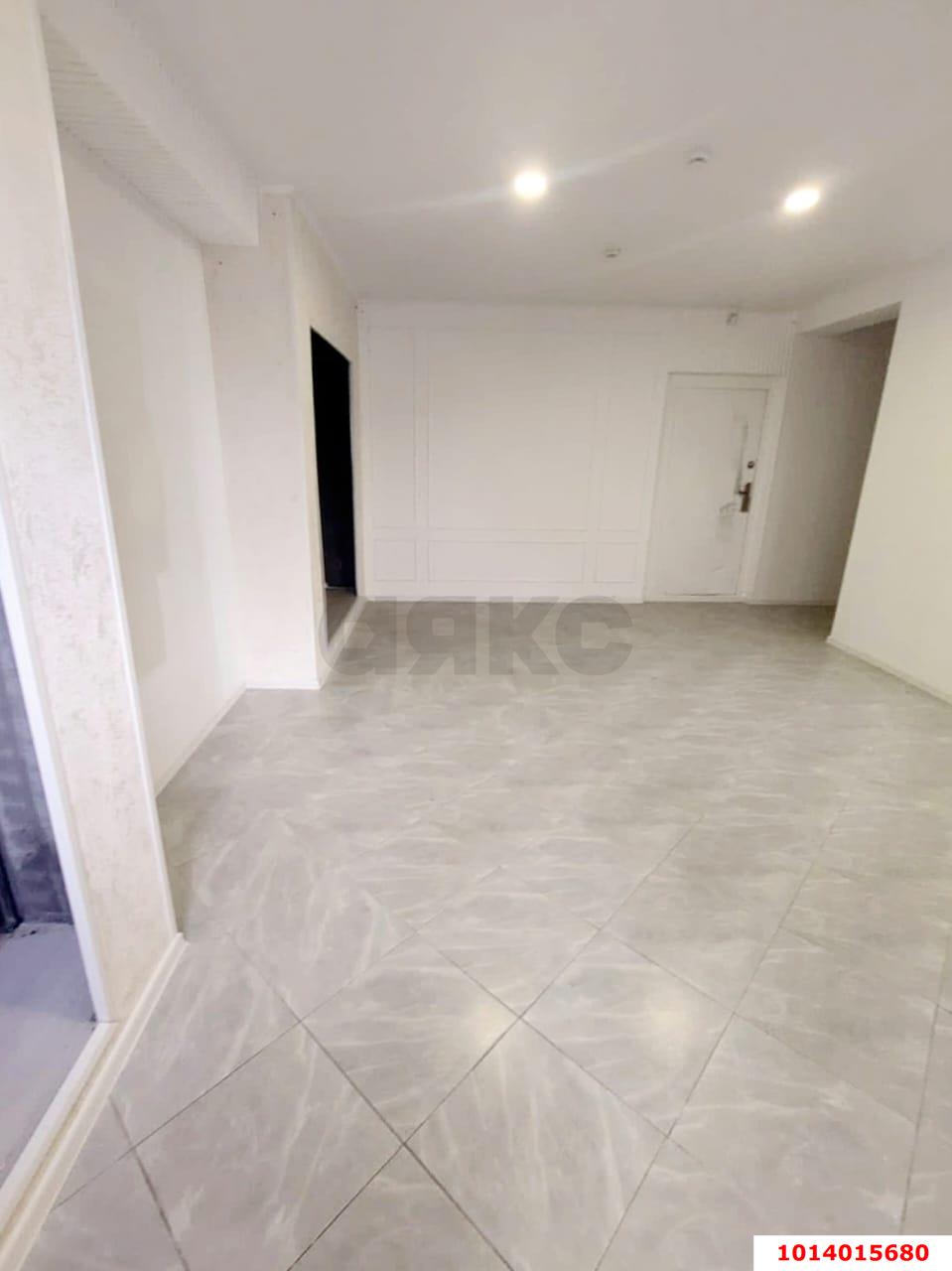 Фото №1: Торговое помещение 38 м² - Краснодар, Восточно-Кругликовский, ул. Героя А.А. Аверкиева, 30