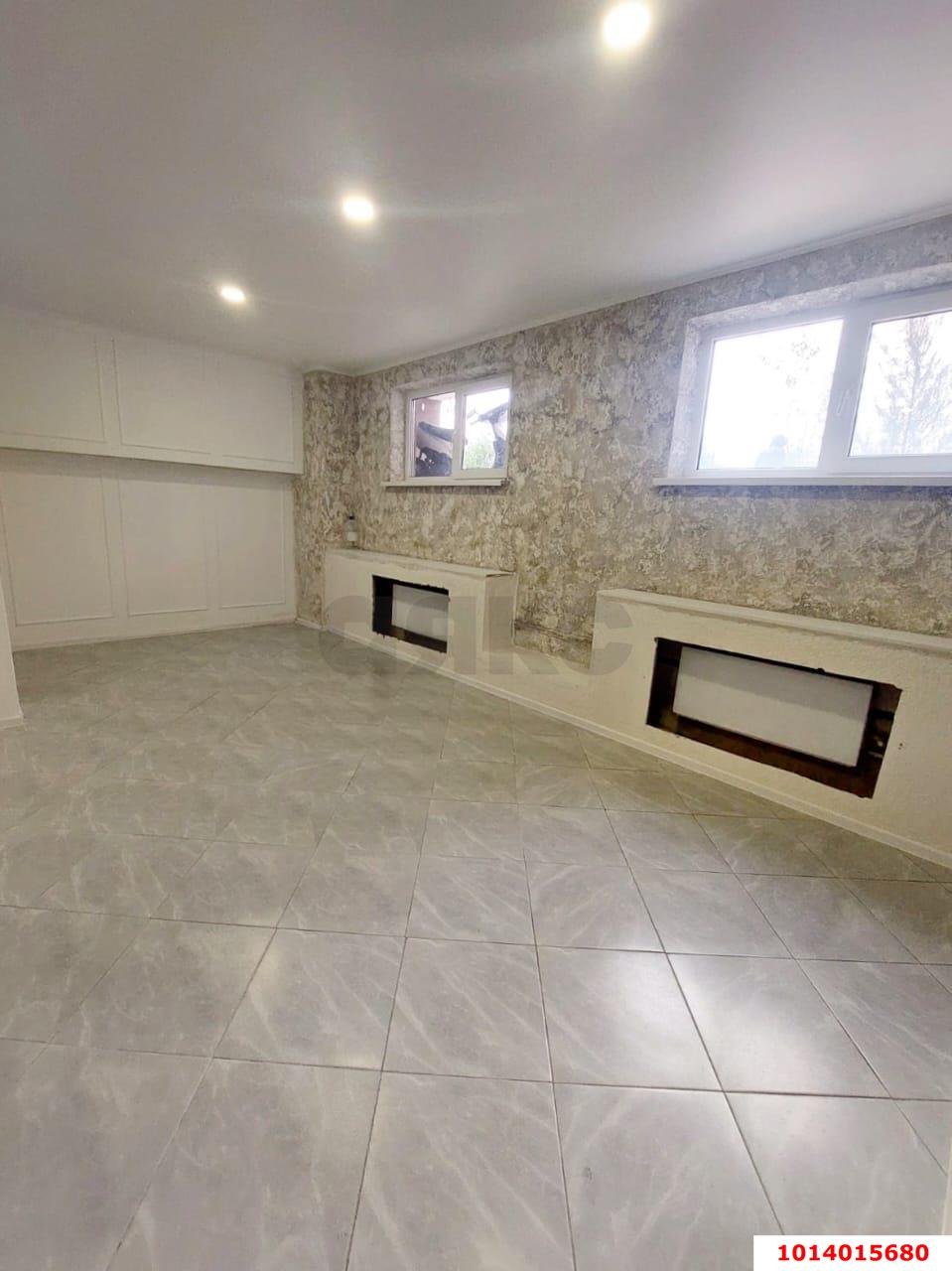 Фото №7: Торговое помещение 38 м² - Краснодар, Восточно-Кругликовский, ул. Героя А.А. Аверкиева, 30