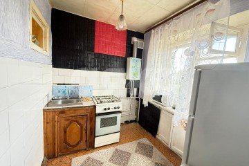 Фото №1: 3-комнатная квартира 51 м² - Ефремов, мкр. 3-й, ул. Дружбы, 18