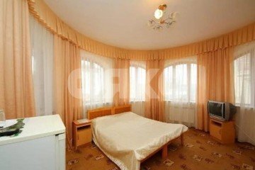 Фото №2: Коммерция 700 м² - Витязево, пер. Морской, 12