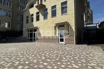 Фото №1: Коммерция 400 м² - Ростов-на-Дону, мкр. 16-й, ул. Былинная, 22