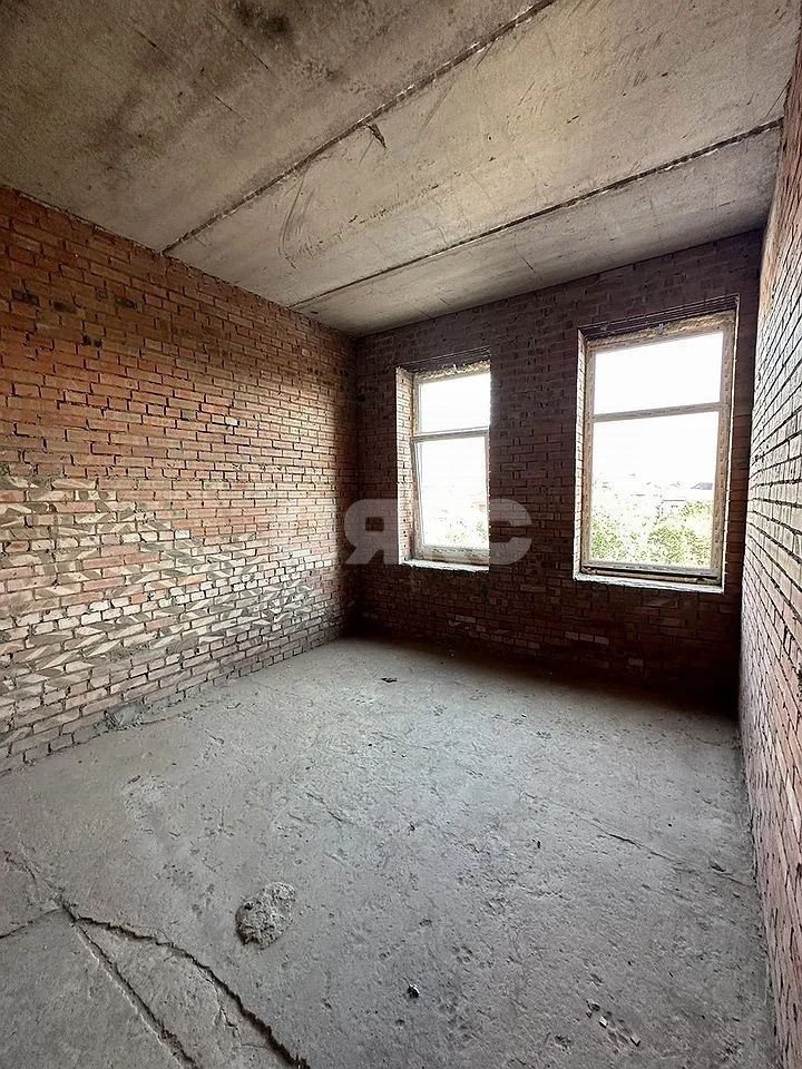 Фото №4: Коммерция 400 м² - Ростов-на-Дону, 16-й, ул. Былинная, 22