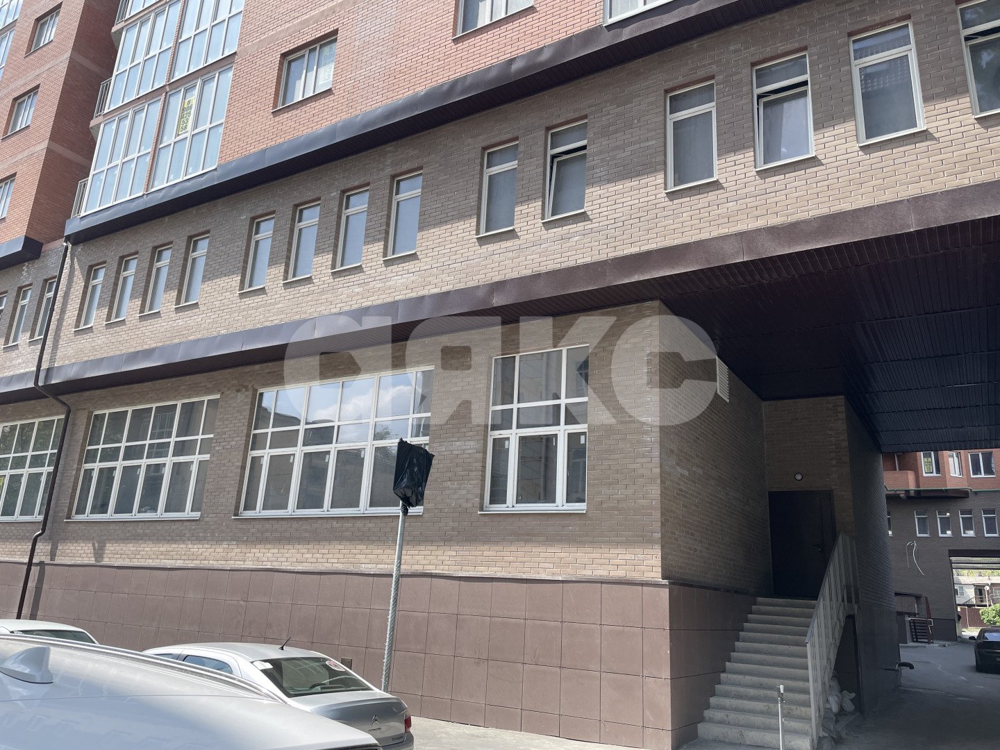 Фото №2: Коммерция 108 м² - Ростов-на-Дону, Кировский, ул. Восточная, 7с2