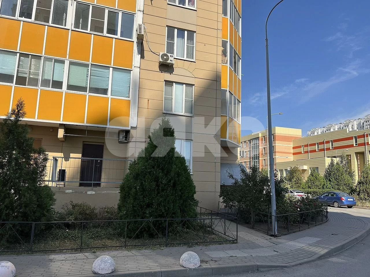 Фото №7: Коммерция 77 м² - Ростов-на-Дону, 3-й  Западные Ворота, ул. Ерёменко, 99