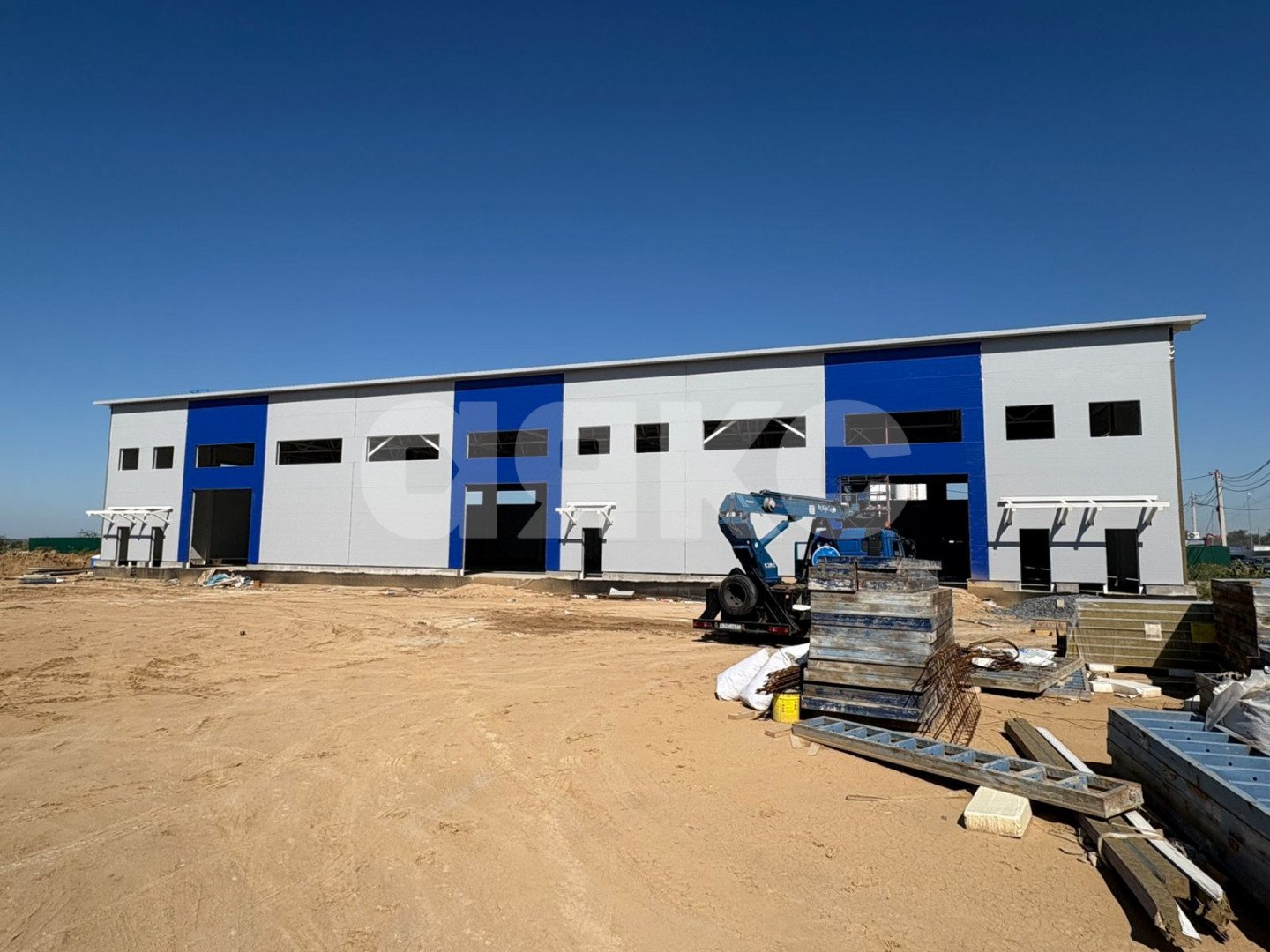 Фото №2: Коммерция 1450 м² - Ростов-на-Дону, некоммерческое  Лесополоса, ул. Таганрогская, 229