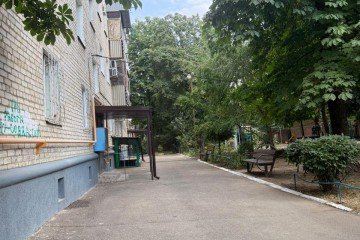 Фото №4: 2-комнатная квартира 42 м² - Краснодар, мкр. Центральный, ул. Братьев Дроздовых, 20