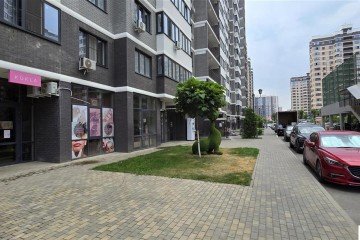 Фото №5: Торговое помещение 98 м² - Краснодар, мкр. жилой комплекс Дружный-2, б-р Адмиралтейский, 3к3