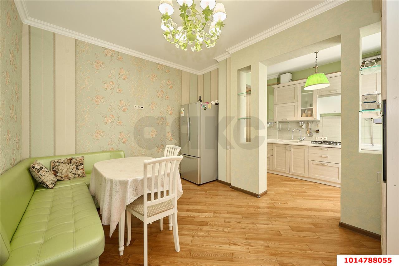Фото №1: 2-комнатная квартира 67 м² - Краснодар, Центральный, ул. Постовая, 8