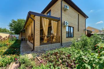 Фото №2: Дом 141 м² - Янтарь, мкр. Прикубанский внутригородской округ, ул. Айвовая, 319