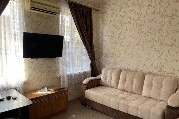 Фото №1: 2-комнатная квартира 40 м² - Краснодар, мкр. Центральный, ул. Октябрьская, 34