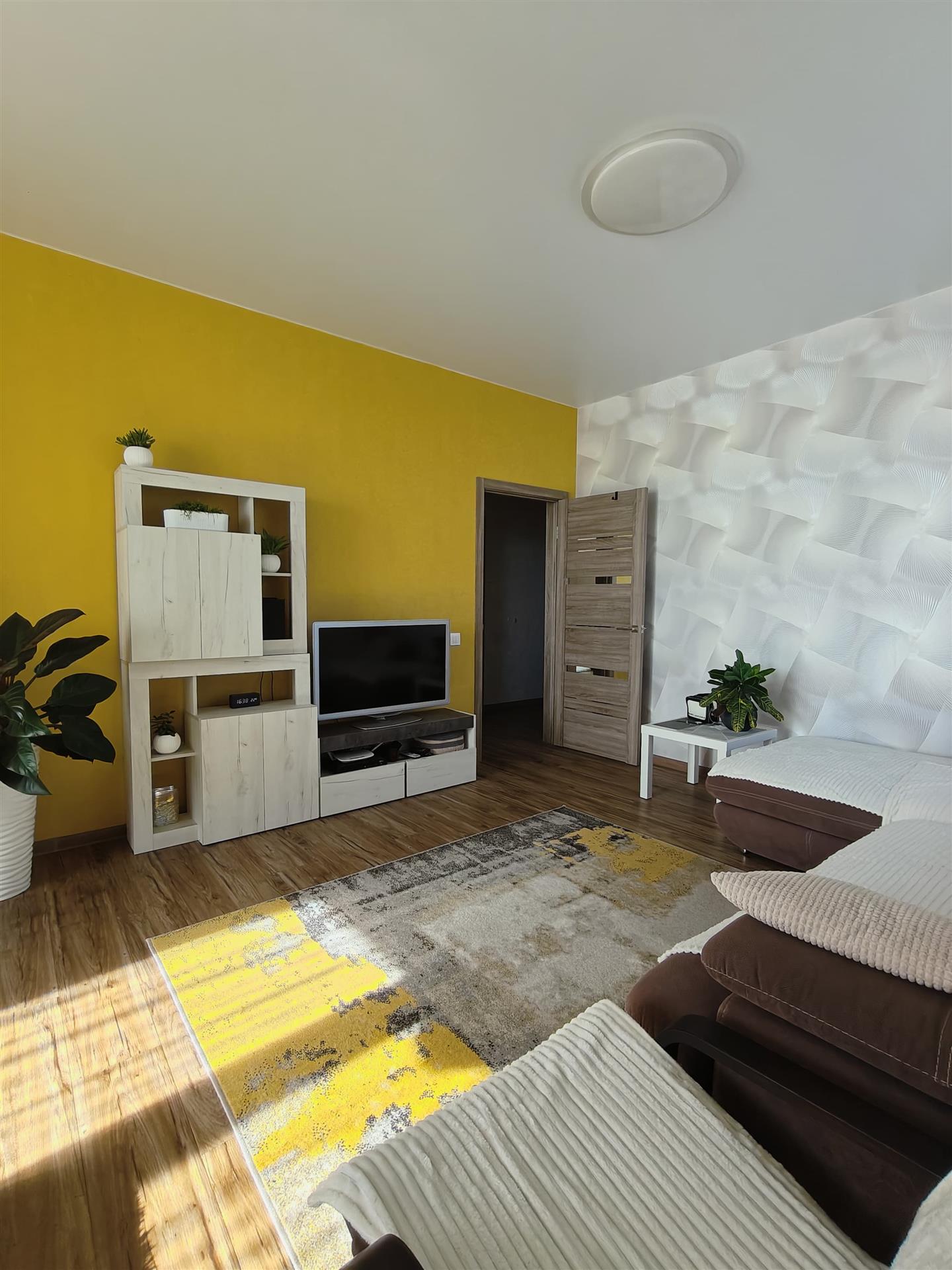 Фото №2: 2-комнатная квартира 65 м² - Краснодар, Прикубанский внутригородской округ, Солнечный, мкр. Фестивальный, ул. Яна Полуяна, 39