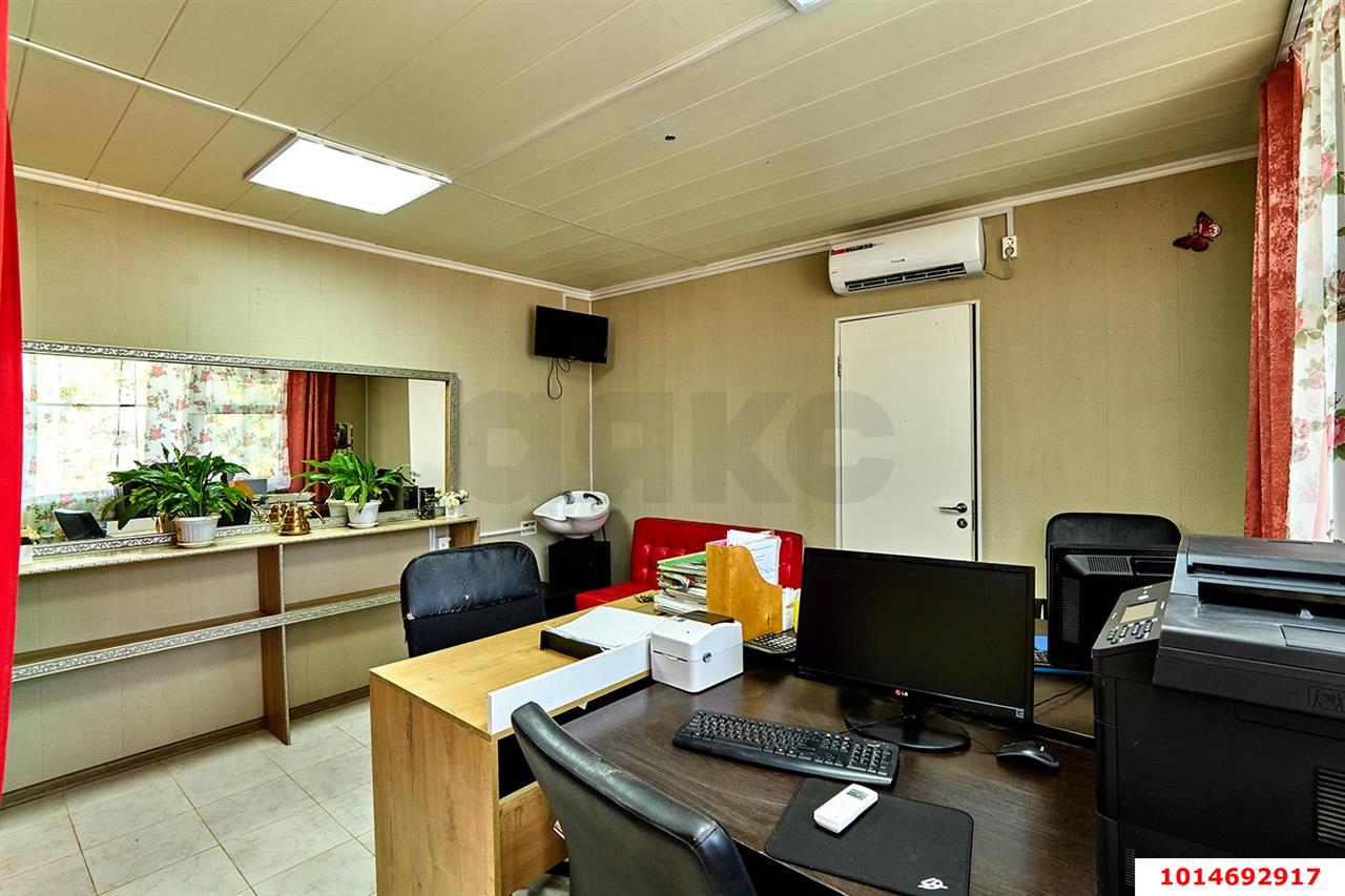 Фото №4: Торговое помещение <span class="whitespace-nowrap">360 м²</span>, <span class="whitespace-nowrap">1/1 эт.</span> - Елизаветинская, Прикубанский внутригородской округ, ст Кубань-1, ул. Ореховая, 6