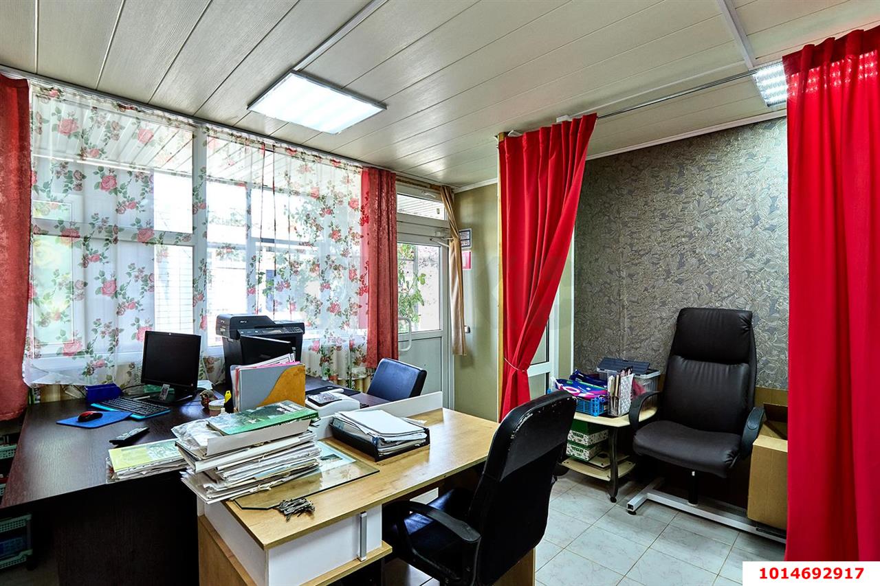 Фото №5: Торговое помещение <span class="whitespace-nowrap">360 м²</span>, <span class="whitespace-nowrap">1/1 эт.</span> - Елизаветинская, Прикубанский внутригородской округ, ст Кубань-1, ул. Ореховая, 6
