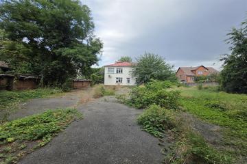 Фото №1: Коммерция 567 м² - Краснодар, мкр. Центральный, ул. Путевая, 85